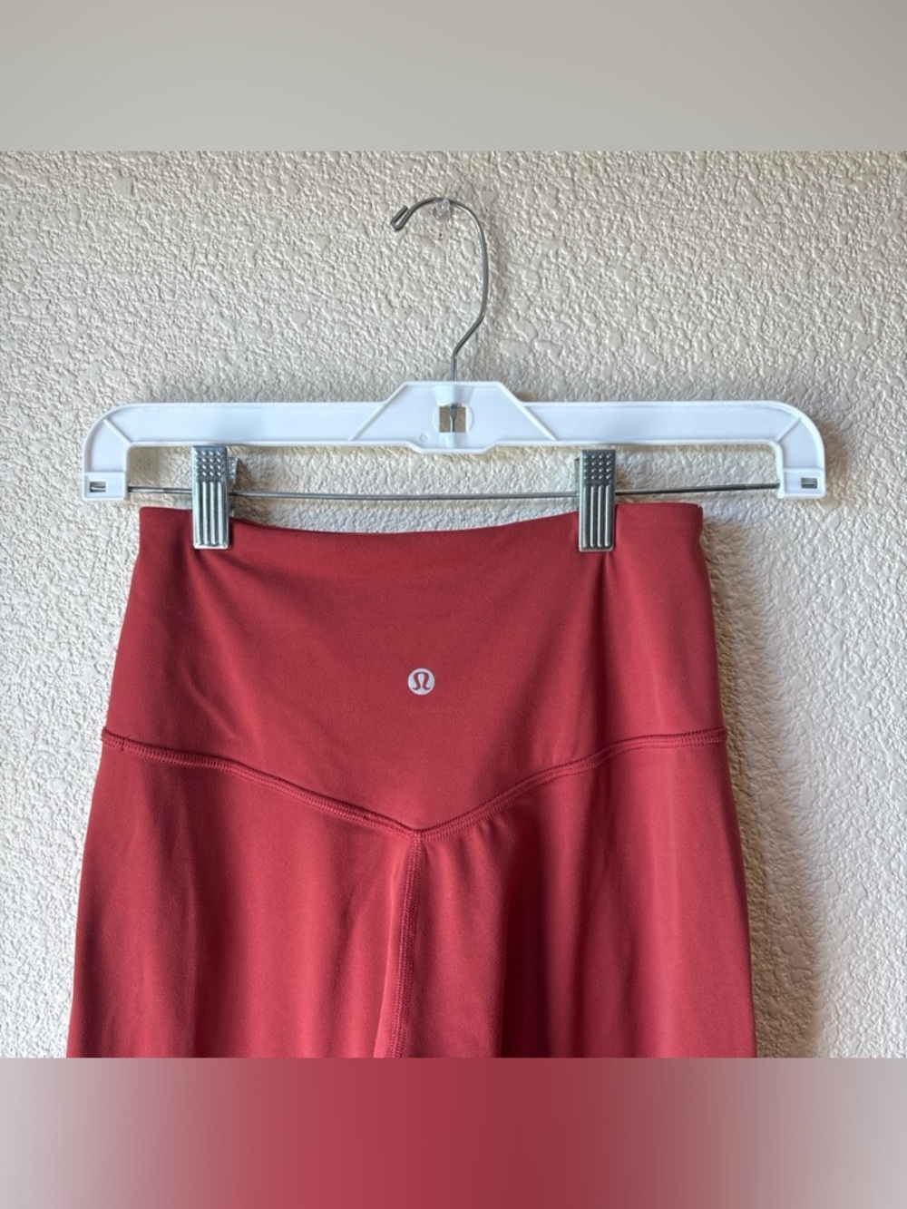 Lululemon Align High-Rise Wide-Leg Pant *Short
Terra Orange Size 2